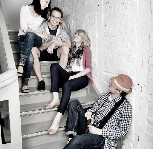 بيت شباب Soda & *