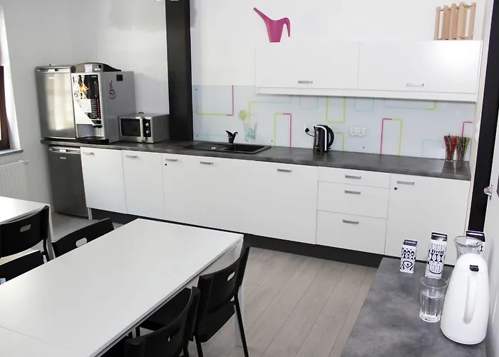 بيت شباب Soda &